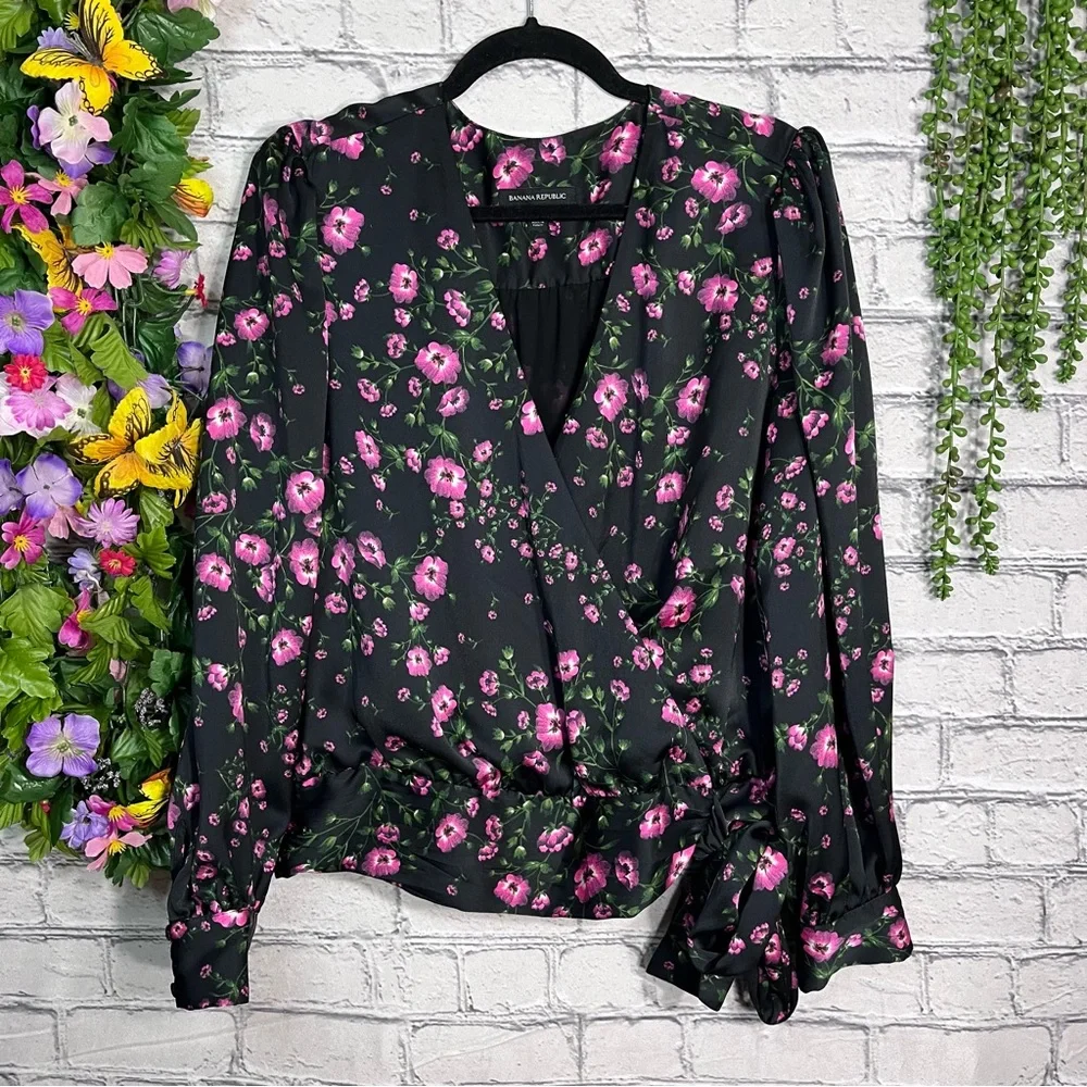 /Banana Republic Floral Printed Long Sleeve V Neck Wrap Blouse Size Large - Picture 2 of 15